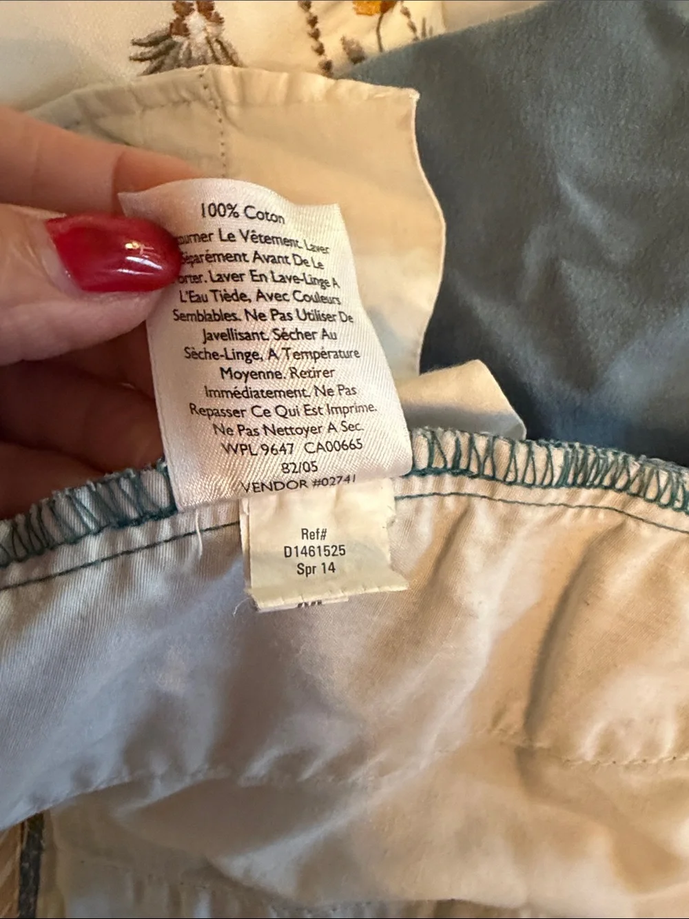 Eddie Bauer LegendWash Chino Shorts - Size 14
